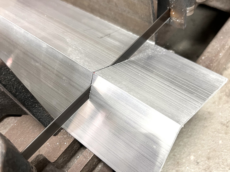 製缶・架台製作を中心とした鉄工業